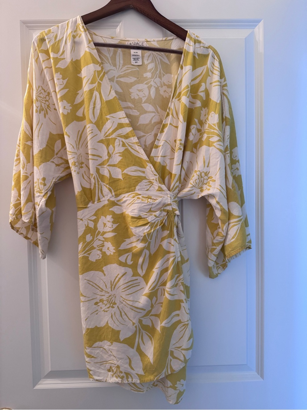 L*Space Pfeiffer Cover-Up Wrap Dress Womens Size Small - Picture 3 of 4